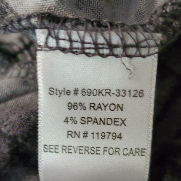 Open Shrug/Cardigan - FINAL PRICE - Picture 2 of 7